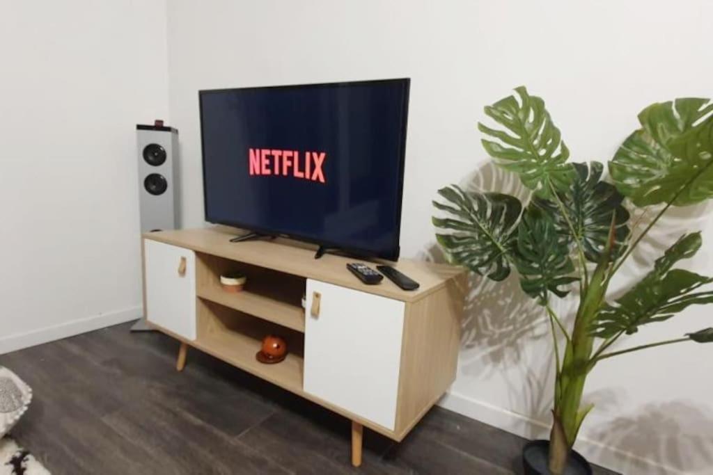 T3-Rare-2 Chambres-Parking Gratuit-2 Terrasses-Netflix-Proche Paris-La Defense Argenteuil Kültér fotó